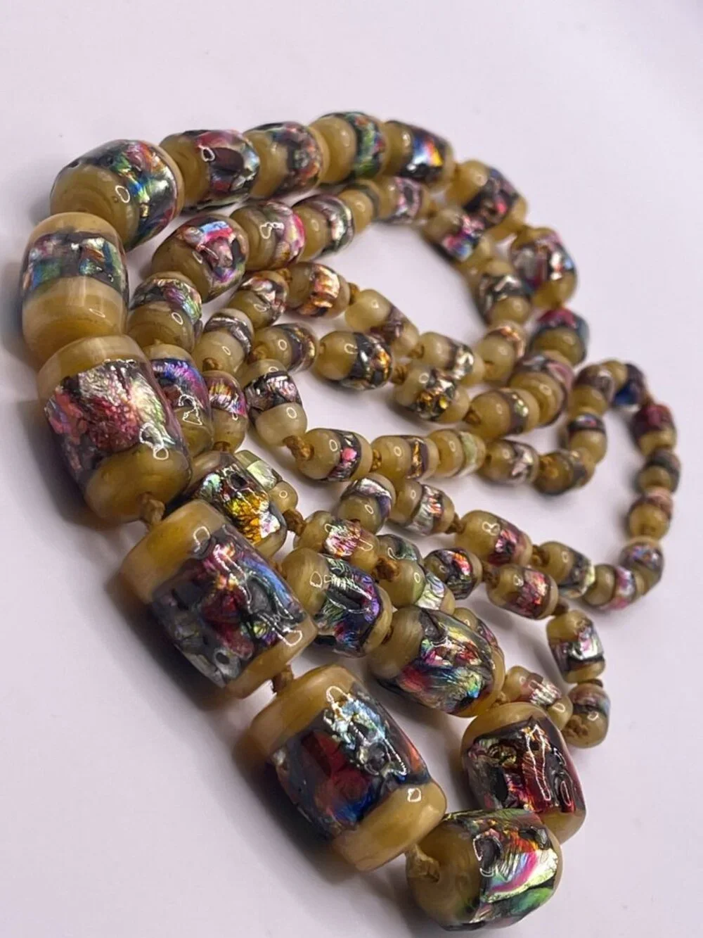 Vintage 1930s Italian Murano Yellow Glass Foil Beaded Necklace Art Nouveau Jewel - Picture 13 of 16